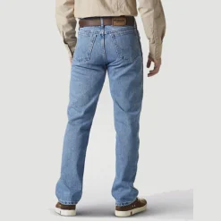Wrangler Jeans: Men's Rugged Indigo 39902 RI Rugged Wear Classic Fit Work Jeans 5 Wrangler Jeans: Men's Rugged Indigo 39902 RI Rugged Wear Classic Fit Work Jeans -Eagle Shop 39902ri alt2editedit