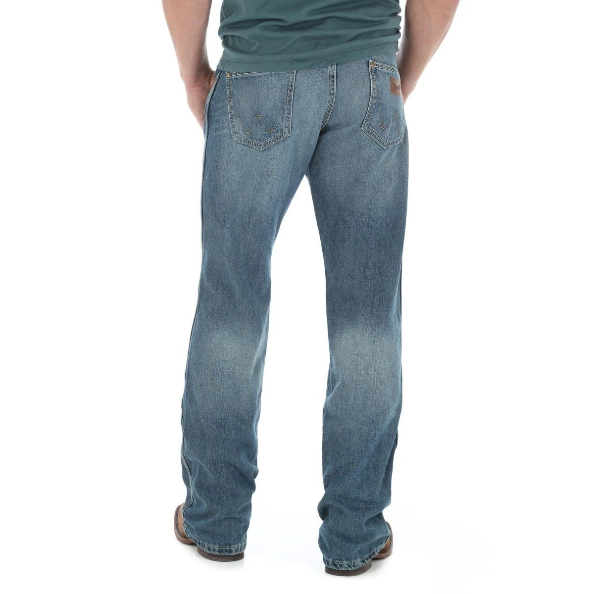 Wrangler Jeans: Men's WRT20RT Rocky Top Wrangler Retro Boot Cut Jean 2 Wrangler Jeans: Men's WRT20RT Rocky Top Wrangler Retro Boot Cut Jean - Image 2